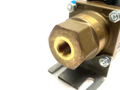 USED COAX COAXIAL DIRECT ACTING VALVE 2/2-WAY MK-10-NC-DN10-G1/4-24VDC