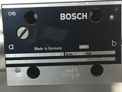 USED BOSCH 0 810 001 825