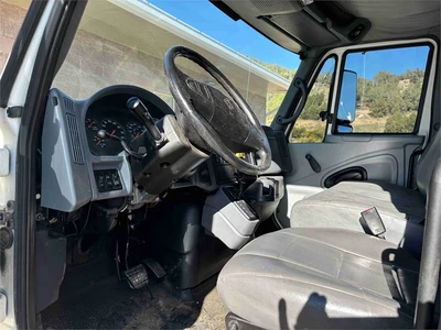 Used 2007 INTERNATIONAL 4400 Box trucks Colorado US | MachineryMax #1518804