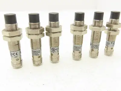 Allen Bradley 872C-NH8NP12-D4 Inductive Proximity Sensor 10-30VDC Lot of 6