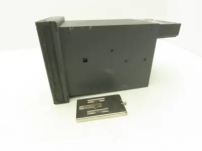 Keyence TR-H500 Operator Control Panel Temp & Data Logger 24VDC Input LCD Screen