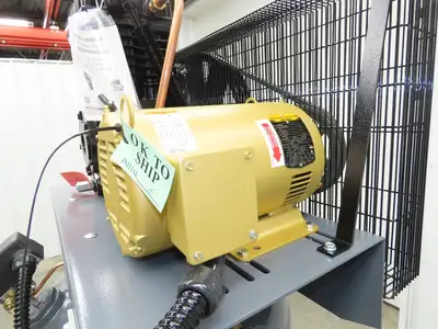 Atlas Copco CR5 Reciprocating Air Compressor 17.4CFM 5HP 460V 3Ph 80 Gal
