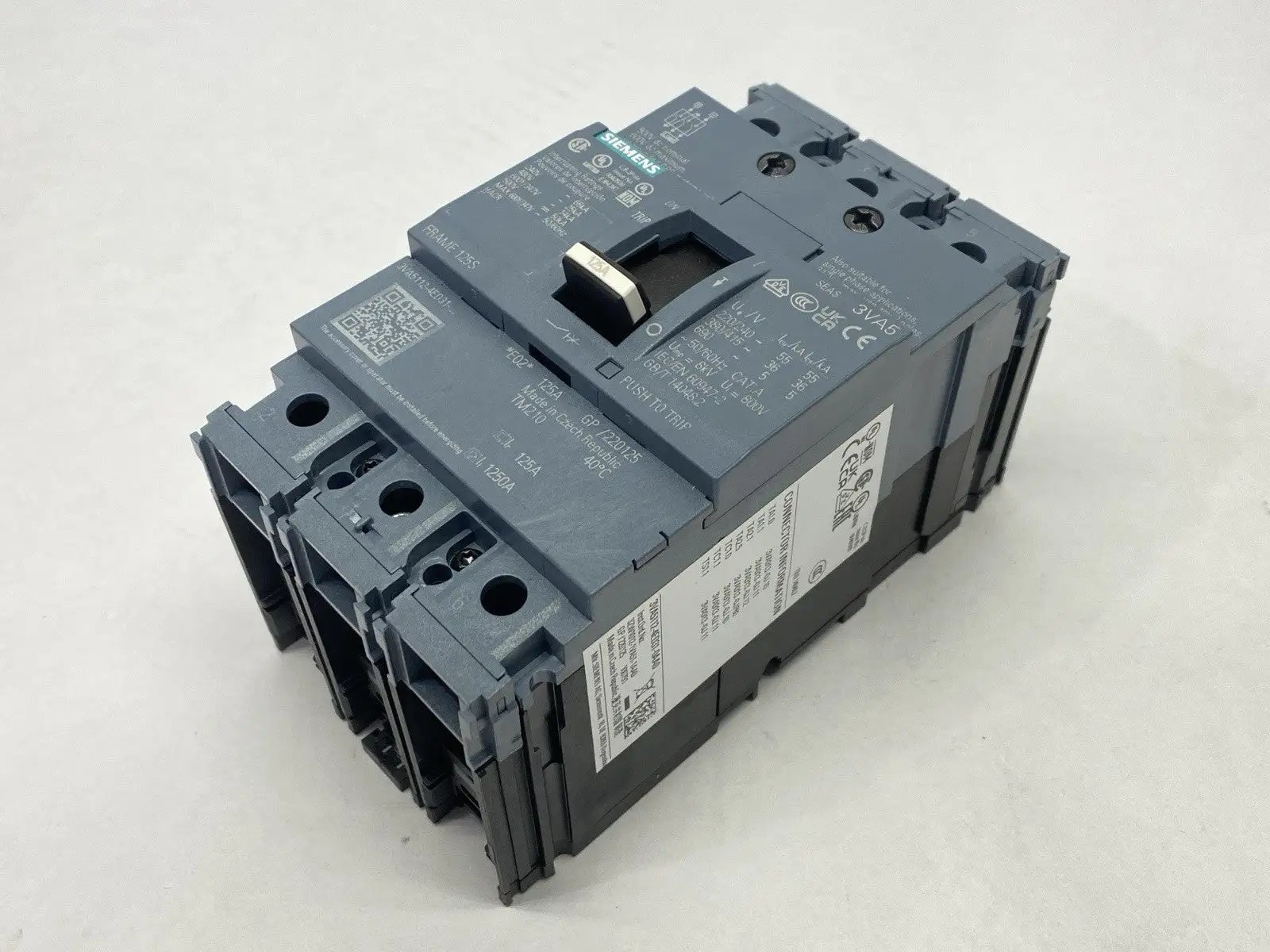 USED SIEMENS MOLDED CASE CIRCUIT BREAKER 3-POLE 125A 480V