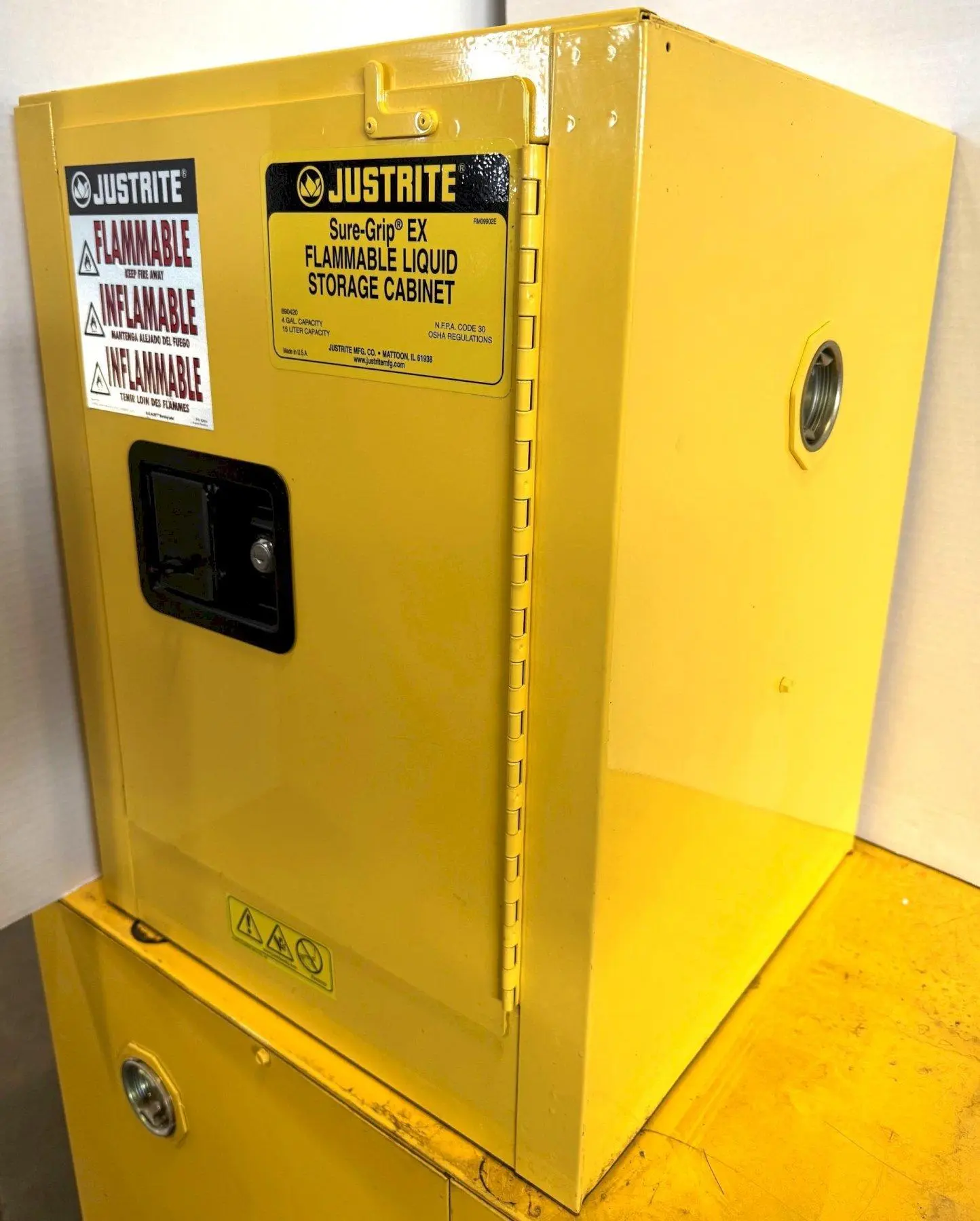 USED JUSTRITE 890420