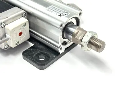 Used SMC LEY25LB-50BM-S3C918 Linear Actuators Michigan US | Maverick Industrial Sales #1459756
