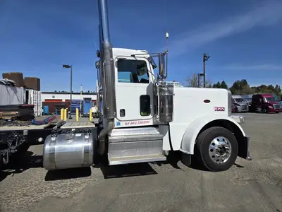 USED 2020 PETERBILT 389