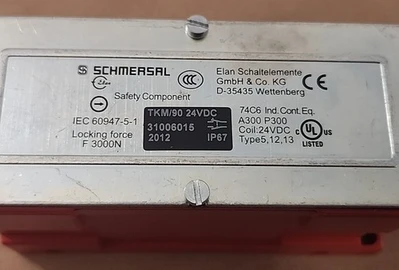 NEW Schmersal TKM/90