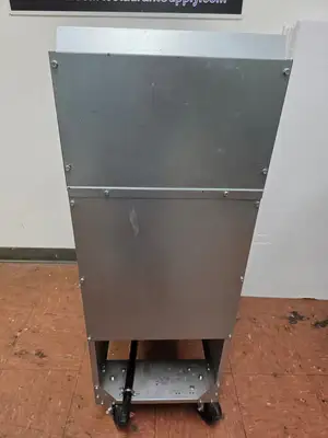 Used Dukers Used Dukers DCF3-LPG LP Gas Floor Fryer 40lbs 90,000 BTU on Casters Cookers / Coolers / Fryers Illinois US | Falcon Restaurant Supply #1373583