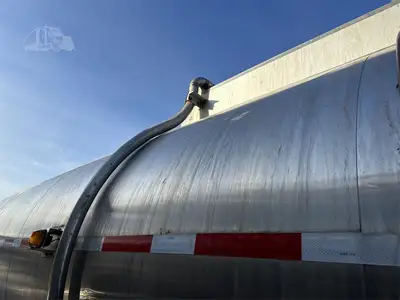 Used 1997 POLAR _UNKNOWN_ Tanker Trailers Indiana US | Lakeshore Equipment Sales #1546592