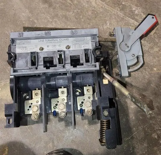 Used ALLEN BRADLEY 1494V-DS100 Misc Electrical & Power Parts Wisconsin US | Lemke Machinery Sales #313310