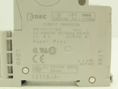 IDEC NC1V-1100 5 Amp Circuit Protector 1 Pole A Curve 250VAC/65VDC Lot of 7
