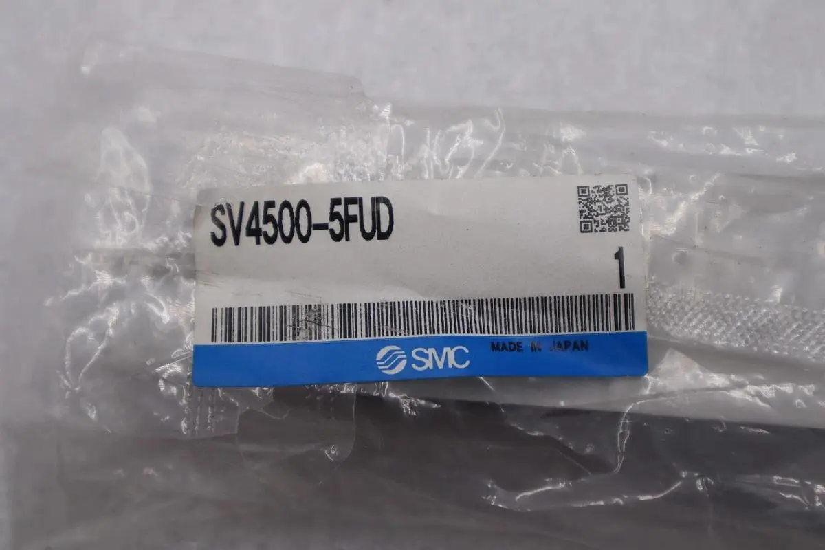 NEW OPEN BOX SMC SV4500-5FUD Double Solenoid Valve STOCK K-2473