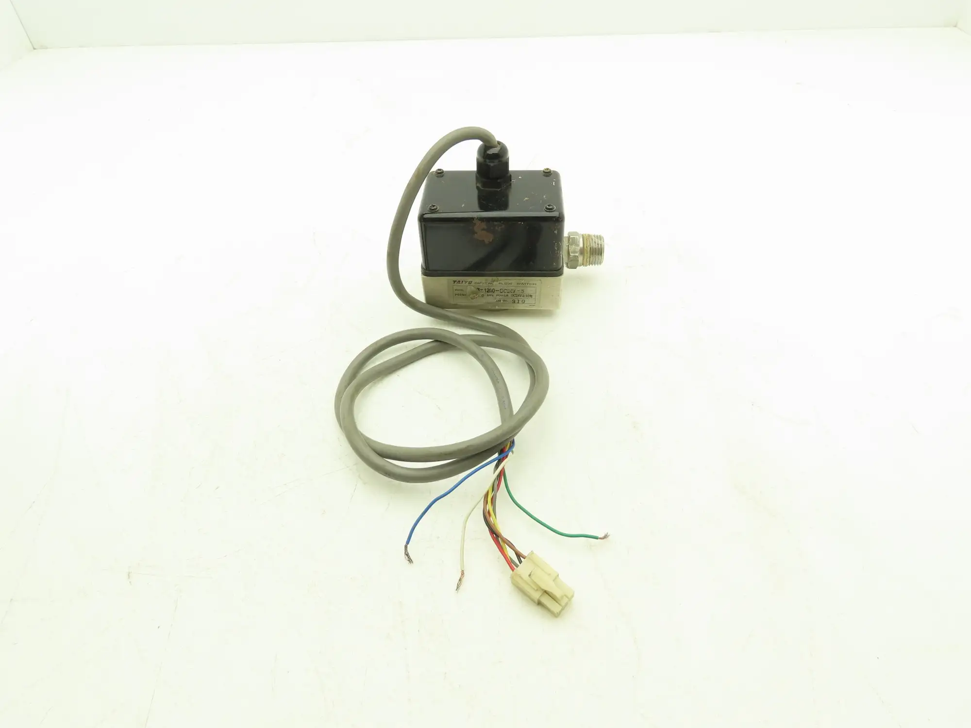 Taiyo DFS3-1200-DC24V-5 Digital Flow Switch 3/8" NPT 1MPa 24VDC *Read
