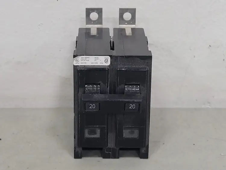 Used CUTLER-HAMMER BA220 Switchgears British Columbia CA | Lenmark #244527
