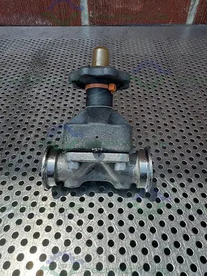 USED ITT / GRINNELL 316L STAINLESS STEEL DIAPHRAGM VALVE W/ 1" SANITARY FITTING CF3M