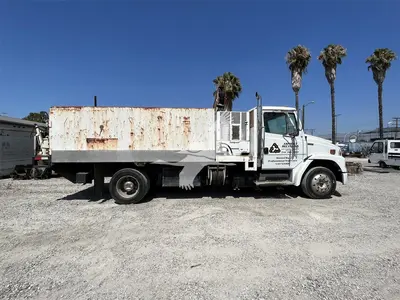 Used 2000 FREIGHTLINER FL60 Tractors & Trailers California US | Lillo Machinery #1388213