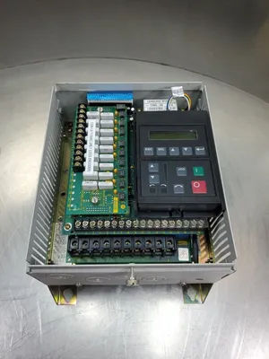 ALLEN-BRADLEY 1336 PLUS 1336S-BRF50-AA-EN-HA2-L6 Ser A Vector Drive. 1E