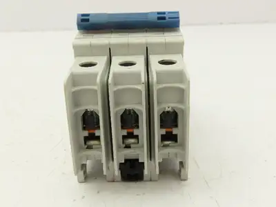Allen Bradley 1489-M3C030 Circuit Breaker 3A 3 Pole 277/480V Din Rail Mount