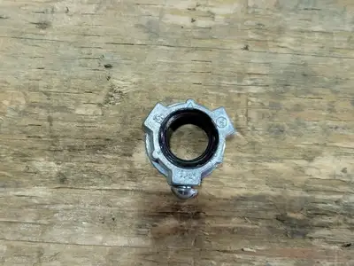 1/2" Grounding Bushing Locknut