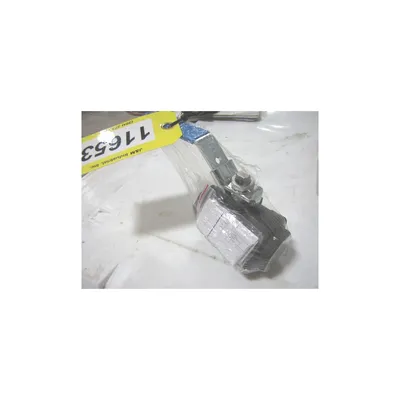 1-1/2" JAMESBURY SERIES 6F BALL VALVE (ONE LOT OF 90) - UNUSED!