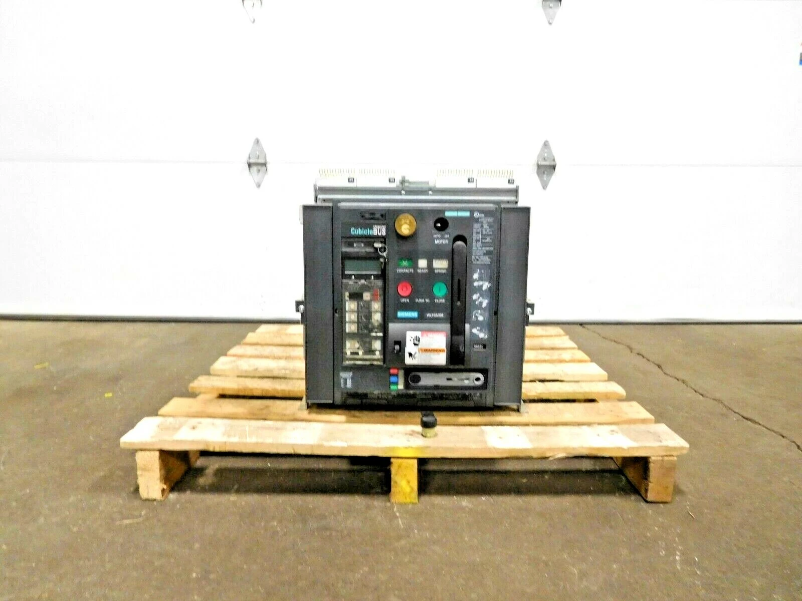 Used Siemens WLF2A308 Circuit Breakers Ohio US | Equipment Recovery Corp. #1330614