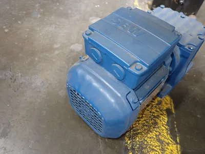 USED SEW EURODRIVE R27 DRS71S4