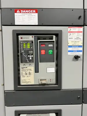 LV Double-Ended Unit Substation - 2 x 2000/3000kVA, 13.8kV Transformers w/ 600V MAGNUM DS Switchgear