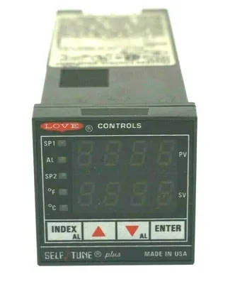 USED LOVE CONTROLS 16010 DIGITAL PROCESS CONTROLLER