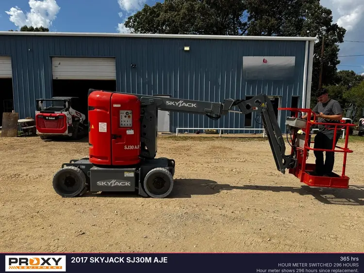 Used 2017 SKYJACK SJ30M AJE Scissor Lifters Texas US | Proxy Equipment #1388992