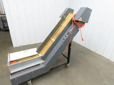 LaRos 19.5"W x 62"L Cleated Belt Incline Parts Conveyor 12"Bed 4-48FPM 115V