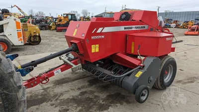 USED 2016 MASSEY FERGUSON 1840