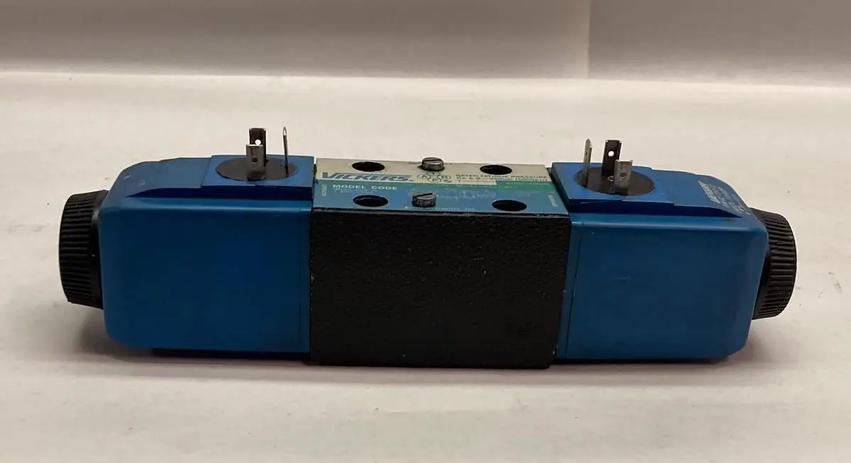 Used VICKERS KDG4V-3S-2C15N-M-U-H5-60 Solenoid Valves Ohio US | Surplus Asset Holdings #1443229