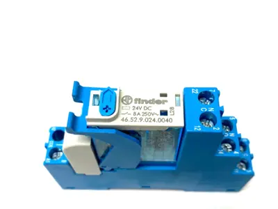 USED FINDER GEN PURPOSE RELAY W/ INDICATOR & 97.02 BASE