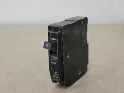 USED SQUARE D QO115