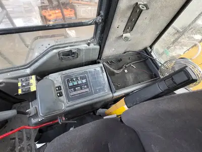 USED 2001 KOMATSU WD600-3