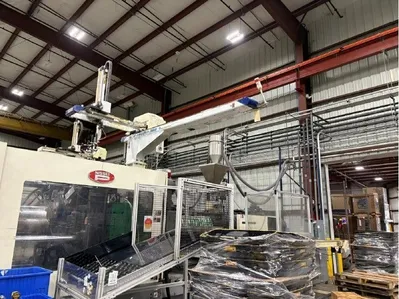 2015 NISSEI FVX660III-400L Injection Molding Horizontal/Vertical | Machinery Network (3)