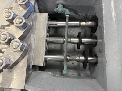 USED 1900 MANTON-GAULIN 500 KF6 3PS