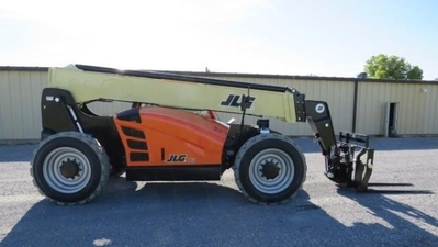 USED 2022 JLG 943