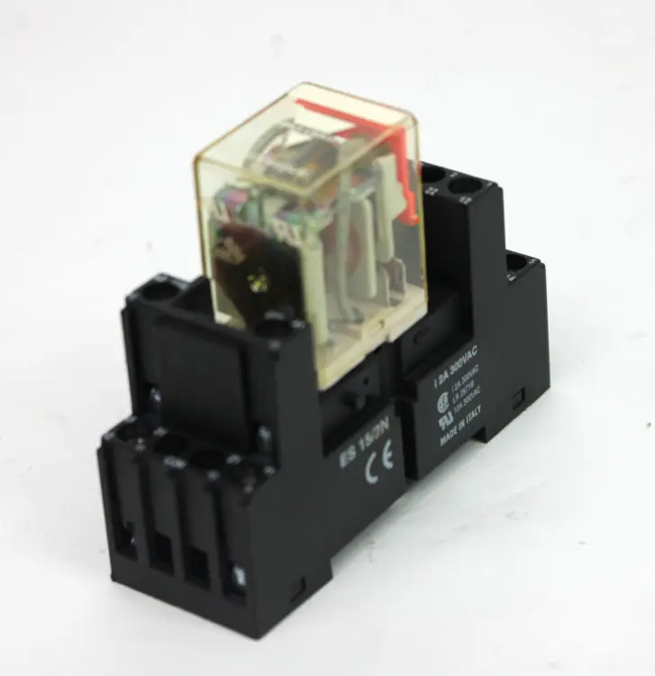 Used CARLO GAVAZZI ES 15/2N Relays & Switches Kentucky US | Industrial Parts R Us Inc. #356877