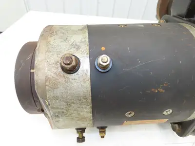 Yale 8507170 Forklift Left Front Drive Axle & Motor 5-Lug Off ESC030FAN36TE094