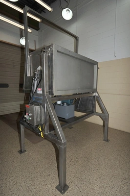 Vanmark _UNKNOWN_ Dumpers & Lifts | Envoy Equipment LLC (4)