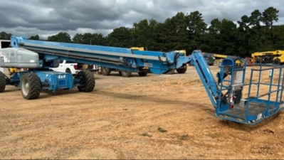USED 2017 Genie S-125