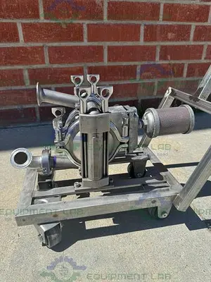 USED WILDEN HT 68004 STAINLESS STEEL DOUBLE DIAPHRAGM PUMP W/ CART