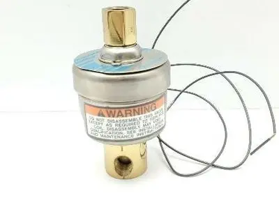 Asco Red Hat NSEF8314013 Solenoid Valve 1/4" NPT 24 vdc New