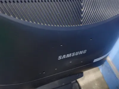 USED SAMSUNG SYNCMASTER 216BW