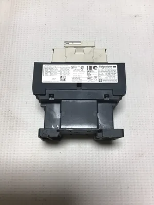 Schneider Electric LC1D32 Contactor 50/60Hz 600VAC Max 6kV 50A 20lb in Torque