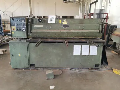 USED 1995 LIPTOVSKÉ STROJÁRNE NTC 2000/4