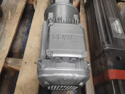 SEW EURODRIVE KT37-AM145-DRN09L4 Gearmotors | ESS Industrial Equipment Sales (4)