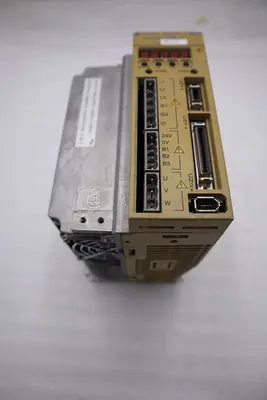 YASKAWA ELECTRIC SGDH-15DE 380-480V 4.8A NSNP STOCK H1136