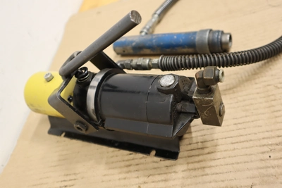 Used ENERPAC PA SERIES Hydraulic Pumps Minnesota US | Machinesused.com #1295555